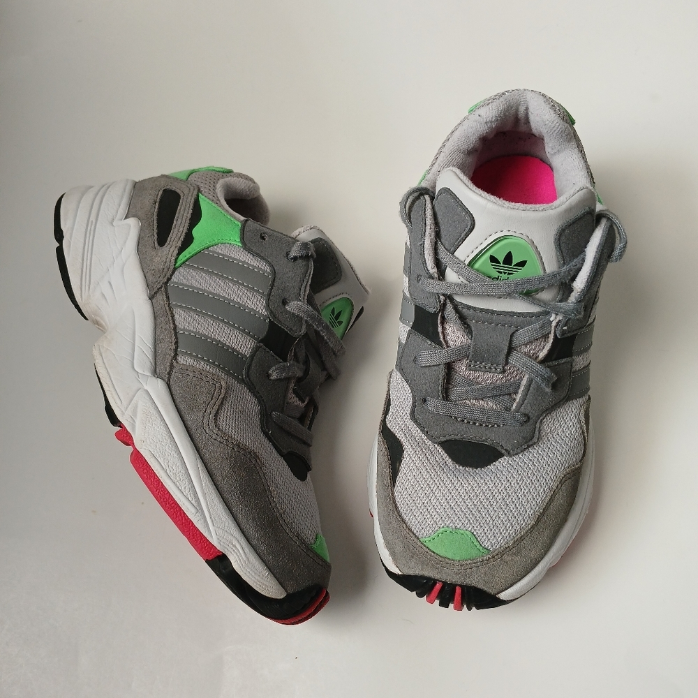 Adidas Originals Yung 96 Sneakers Youth Size 4.5US Gray and Green Lave Up
